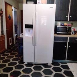 Whirlpool Side by Side Refrigerator 