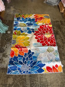 Floral Pattern Outdoor Area Rug 61”x38”