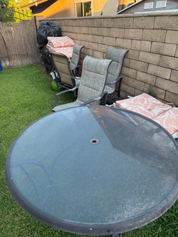 Outdoor Patio Table and Chairs Set