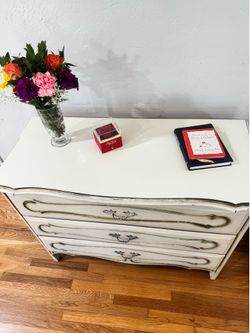 French Provincial Dresser