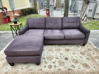 COMFORTABLE DARK GREY SMALL SECTIONAL SOFA - CINDY CRAWFORD HOME - Same day delivery 🚚 💨