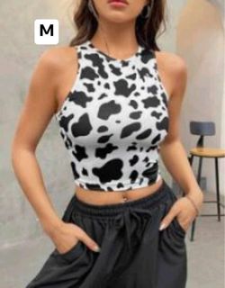 New women’s top size medium