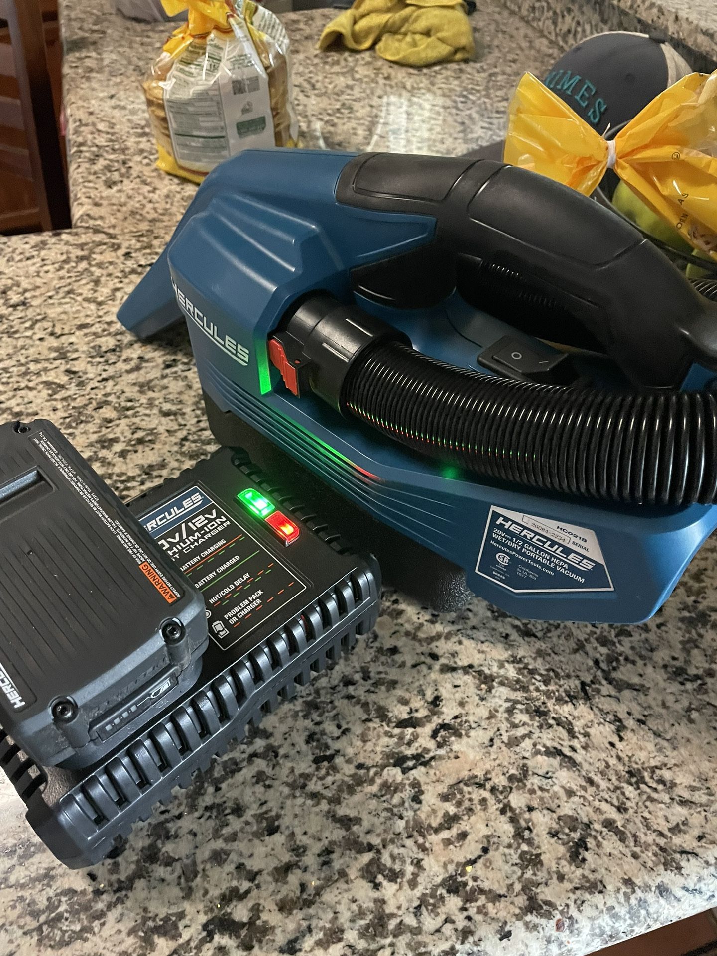 Hercules Vacume With Charger/Battery