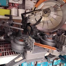 Ridgid 15 Amp Corded 12 in. Dual Bevel Sliding Miter Saw 