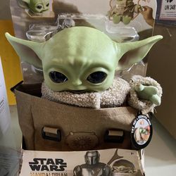 Star Wars The Mandalorian Grogu Carry On Plush