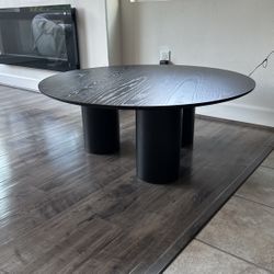 Round Coffee Table Barely Used For 2 Weeks 