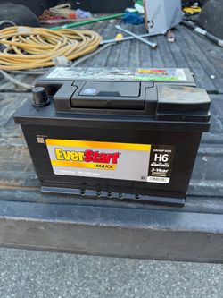 EverStart Maxx H6 Car Battery 730 CCA