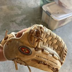 Baseball glove