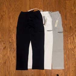 ESSENTIALS UNCUFFED SWEATPANTS 