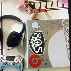 PS4 Pro 1tb God Of War