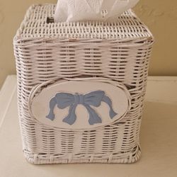 Wicker Tissue Box Shabby Chic