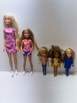 Barbie dolls lot