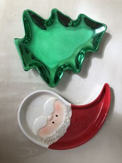Tiny Christmas plates :)! -abt 7 inches
