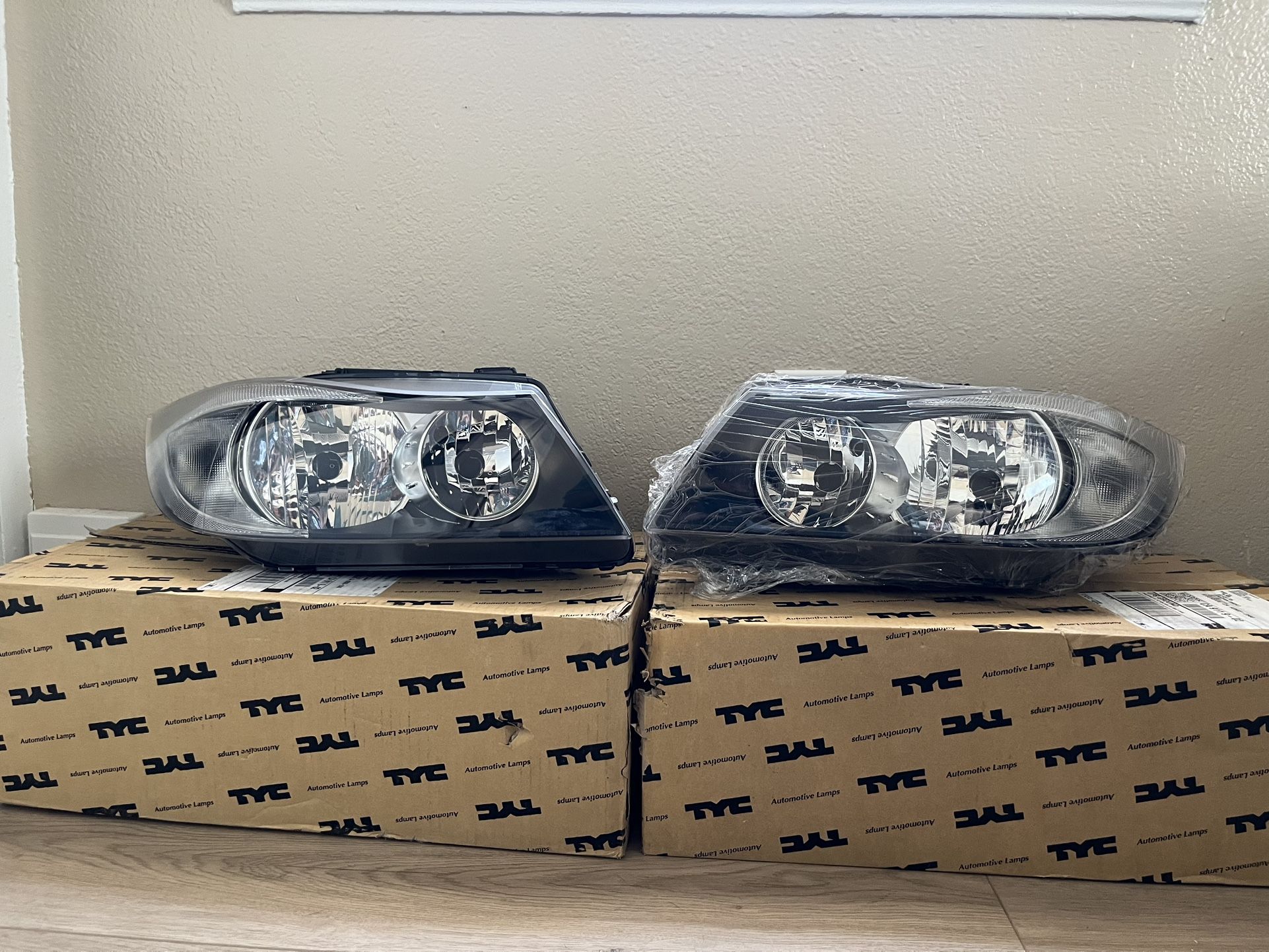BMW E90 Headlights