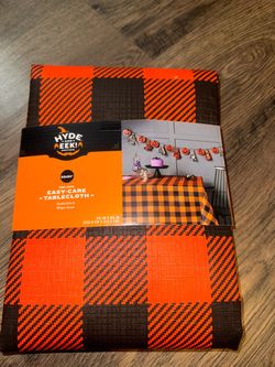 Hyde & EEK! Halloween Buffalo Plaid Tablecloth 60x84
