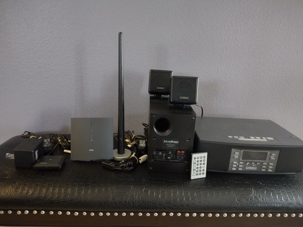 Cambridge Soundworks "Bluetooth Enabled" Home Audio System Model 88 CD
