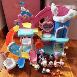 Disney Jr. T.OT.S Nursery Play Set Plus Additional Characters