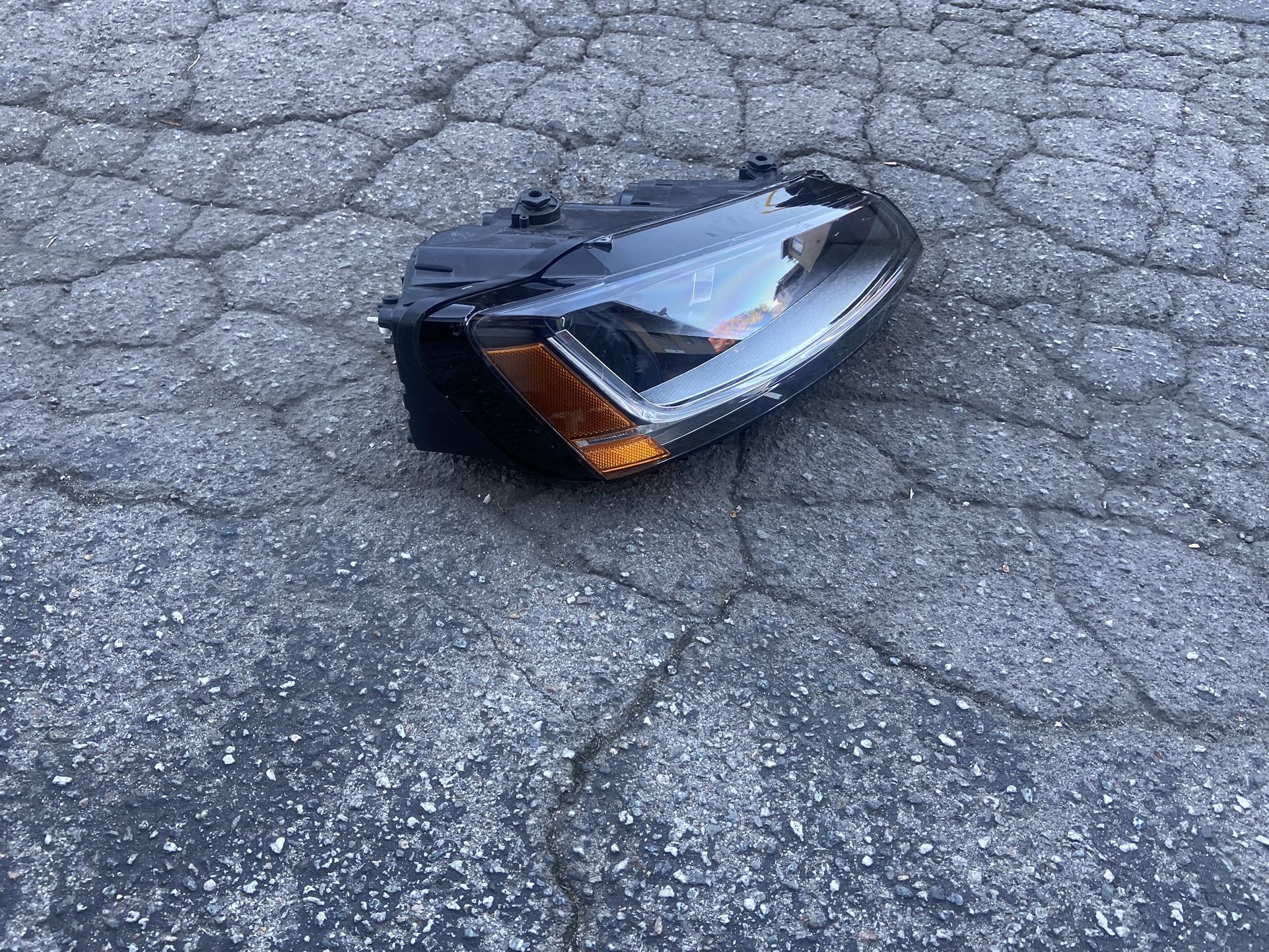 Vw Jetta Headlight Rt Side 2017 2018