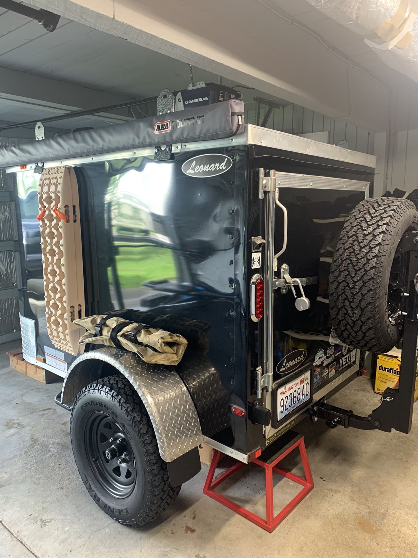 Overland Trailer - Including RTT and ARB Awning & Annex