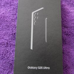 Samsung Galaxy S25 Ultra – 256GB – Titanium Gray – Like New + Extras!