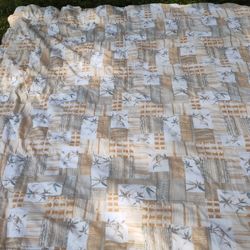 Comforter, Reversible, Good Shape