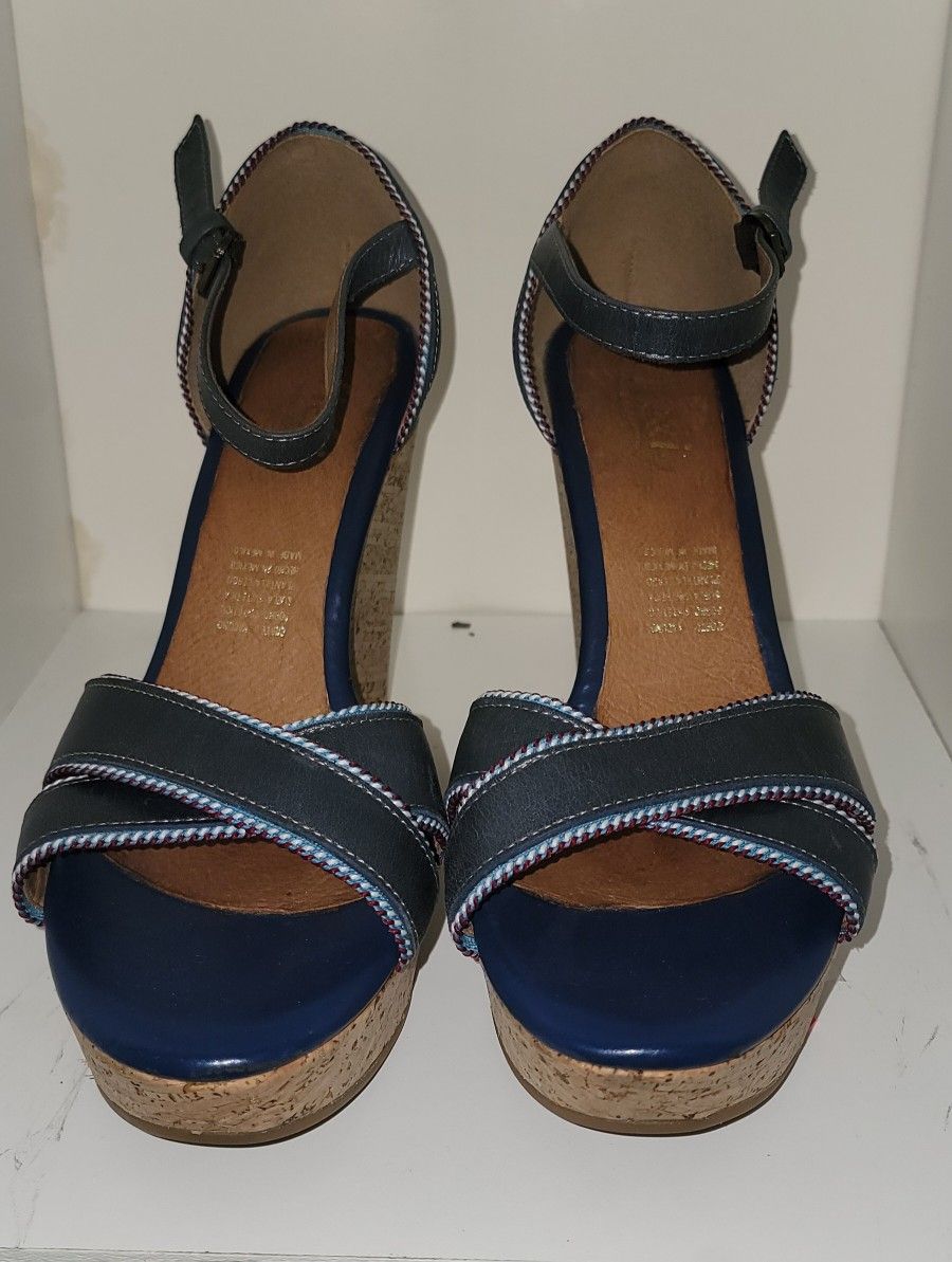 Wedge Sandal by Flexy Sz 7.5 $35