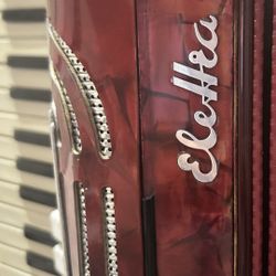 LISTO PARA USAR!!! ACORDEON CON TECLAS !!!