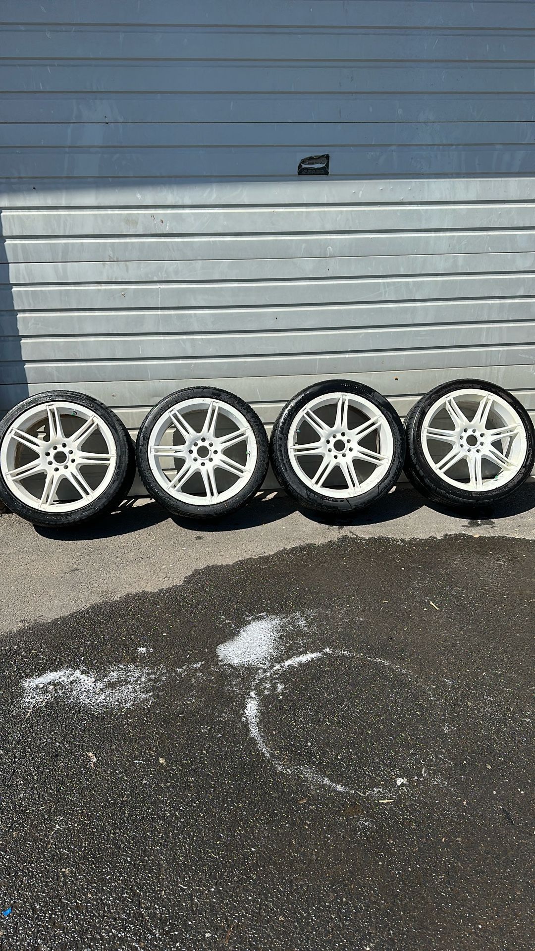 Set Of 4 Lug Universal Wheels