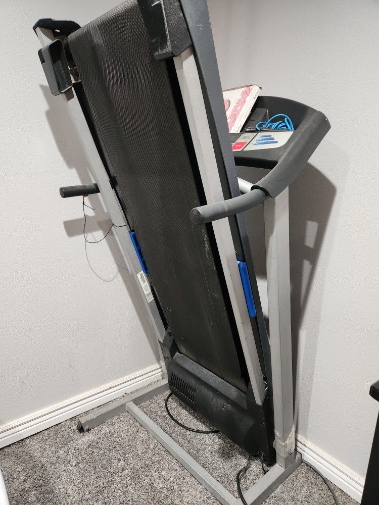 Folding Treadmill