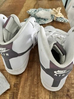 Men’s nike high tops 9,5