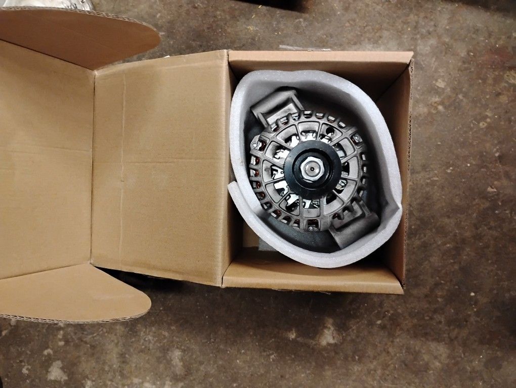 Ford Escape/Mazda Alternator Brand New