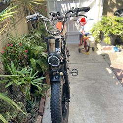 Cychunter E-bike moped