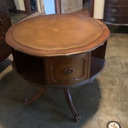 Antique Round Table