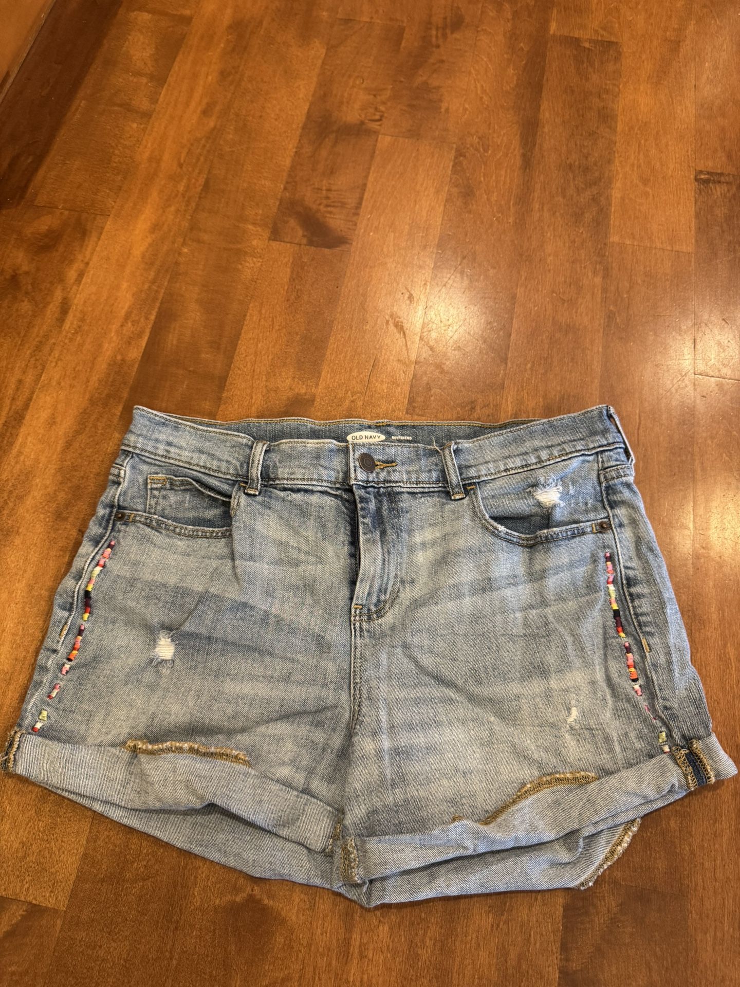 Women’s Old Navy jean shorts from 2018 shipping available