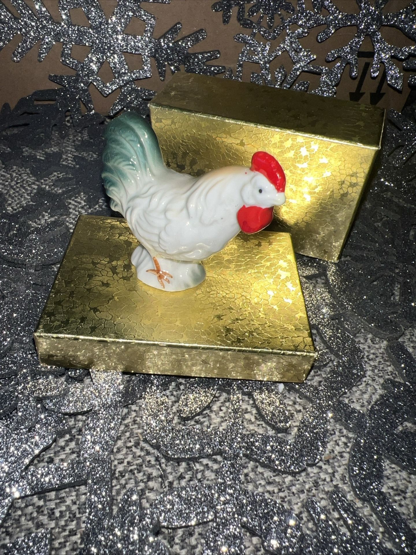 VTG Miniature Bone China Chicken Figurine In Cute Gold Box (2.5X2X1”)