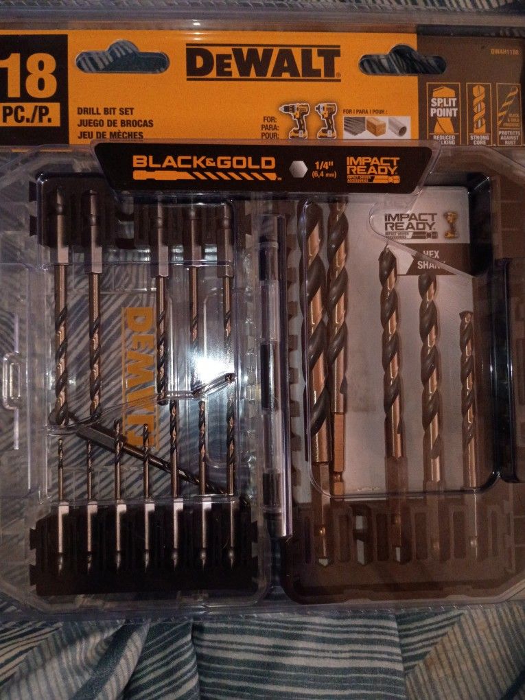 DeWalt Black & Gold Drill Bit Set 18 Pieces