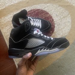 Air Jordan 5 Metallic Black