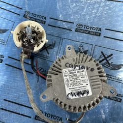 2014-2015 Chevrolet Camaro Headlight OEM Xenon HID Ballast and Bulb 