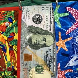 🌴☀️New beach towels huge variety $7 each