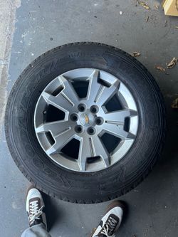Tires with rims