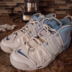 NIKE UPTEMPO PSYCIC SKY BLUE SZ 10