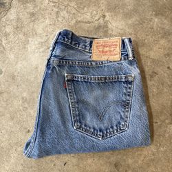 Y2K Levi's 505 Straight Fit Jeans Size 36x32