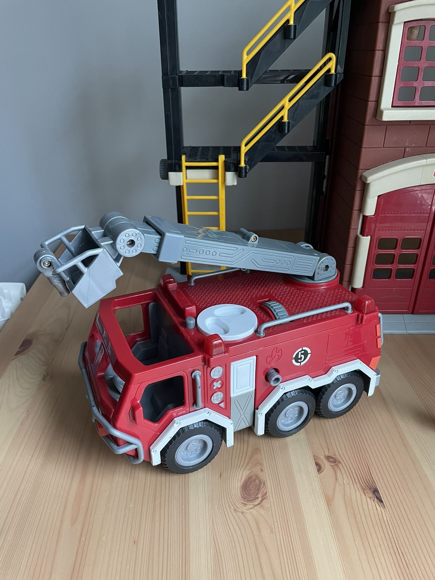 Imaginext fire truck cheap