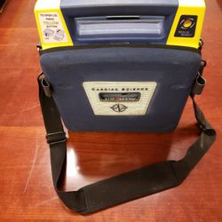 AED Cardiac Science Powerheart G3 w/ Case