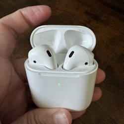 AirPods