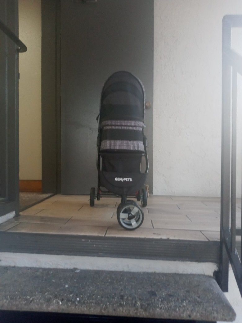 Gen7Pets Stroller