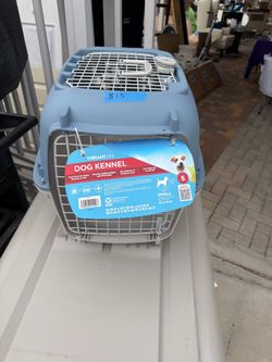 Plastic dog cage