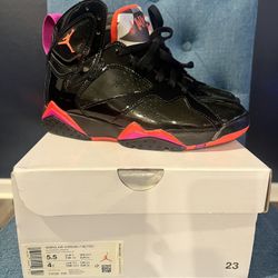  Jordan 7 Retro Youth Size 4 