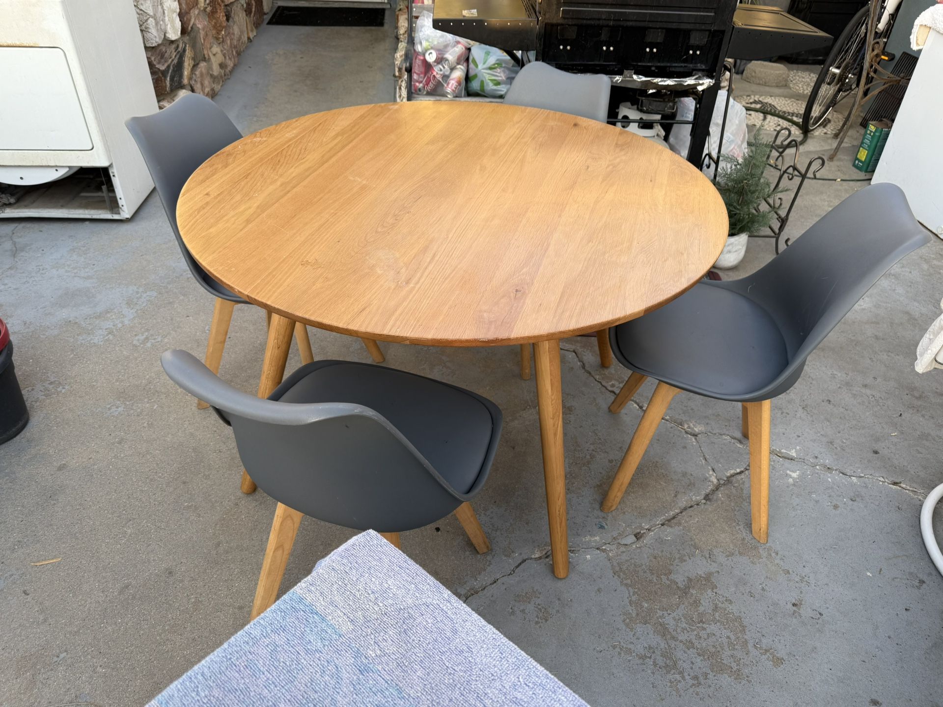 Table With Chairs