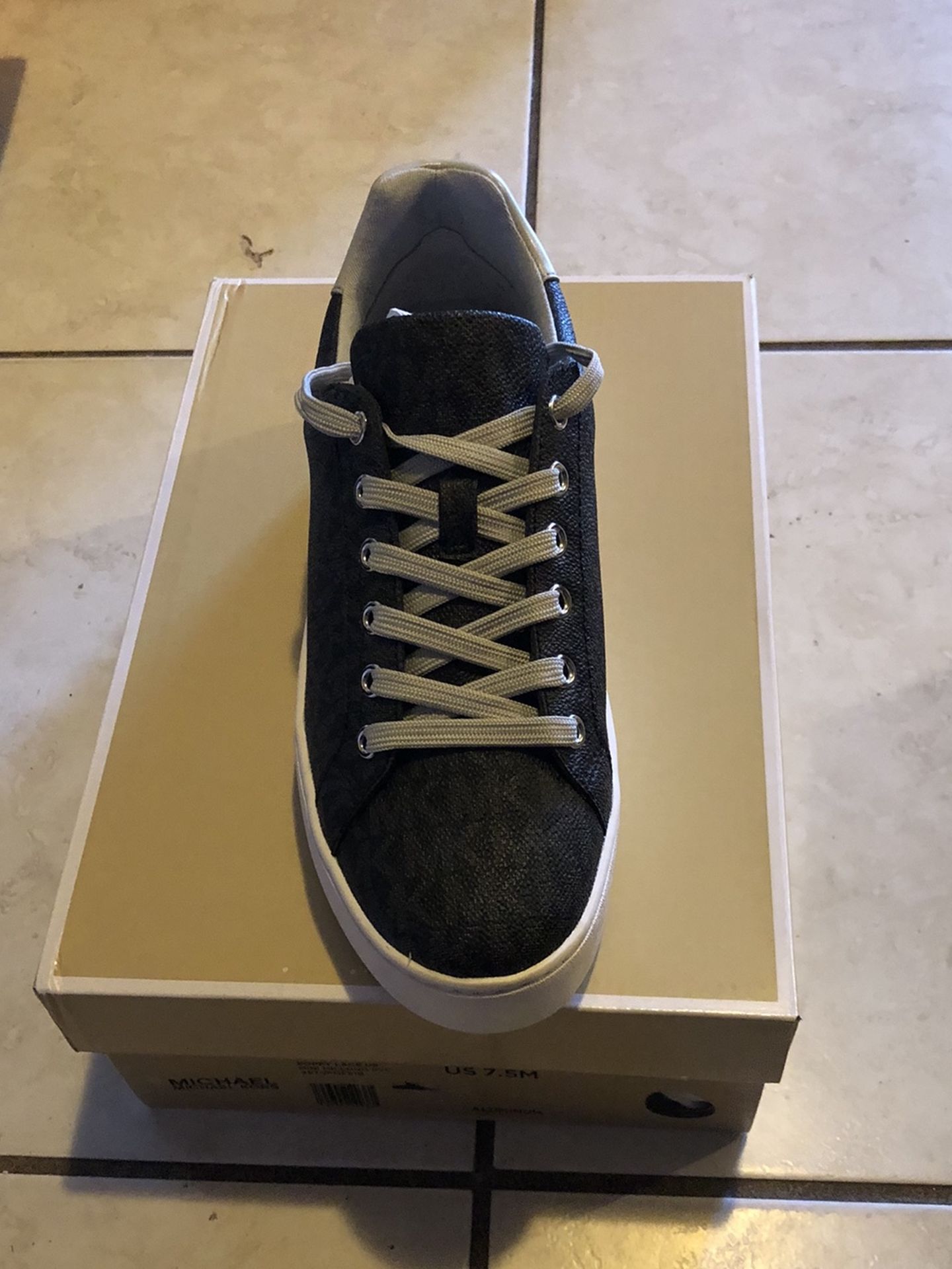 SIZE 6 AND MICHAEL KORS GRAFFITI MK BRAND NEW